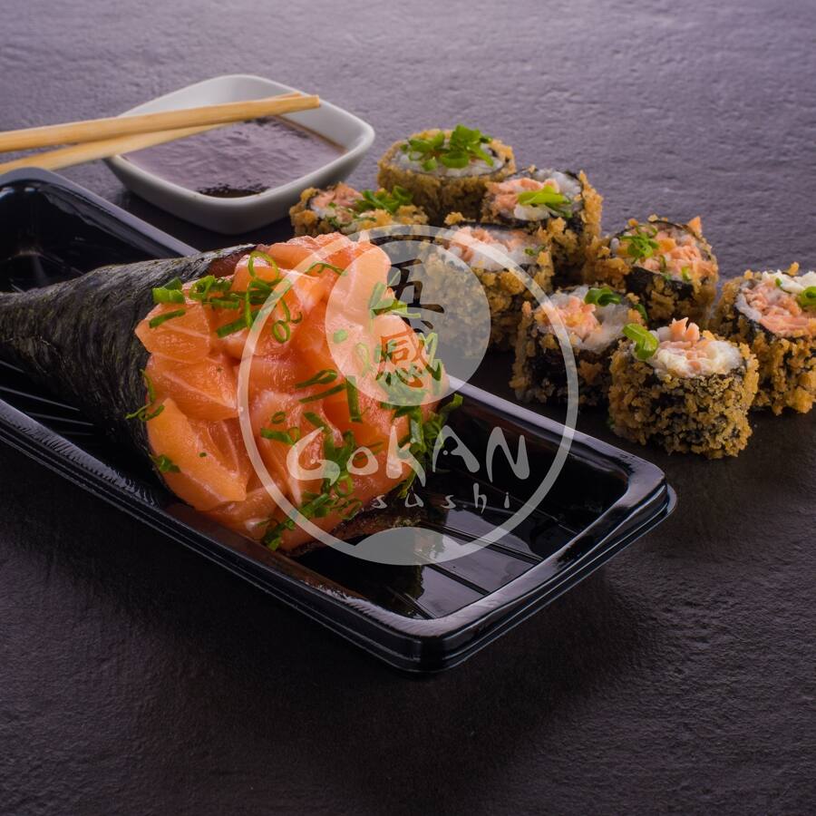 Gk Hot Roll Filadélfia 10 pçs + Temaki Filadélfia