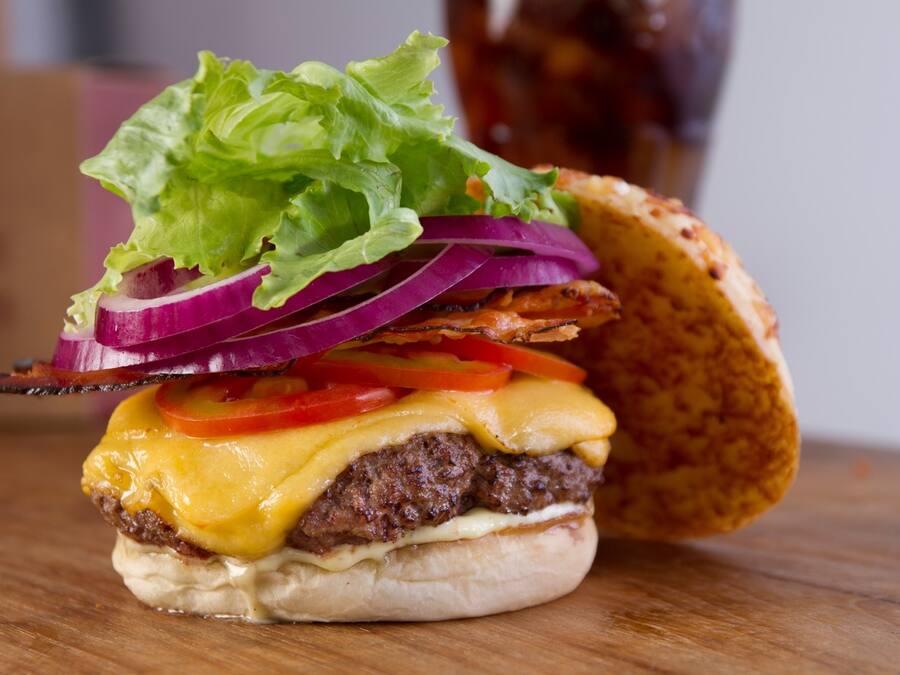 BURGER DO SÁBADO - 15% OFF - Lo Saborosso