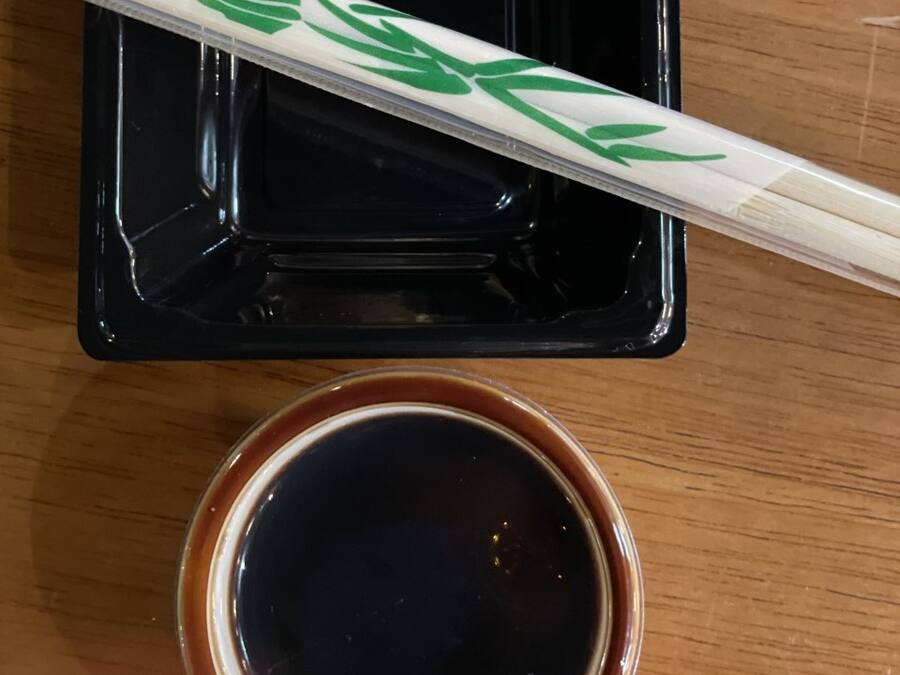 Hashi, Recipiente p/ Molho e Shoyu - Favor informar o nº de pessoas