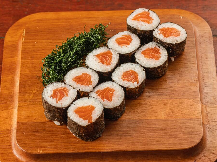 Hossomaki de Salmão (10 unidades)