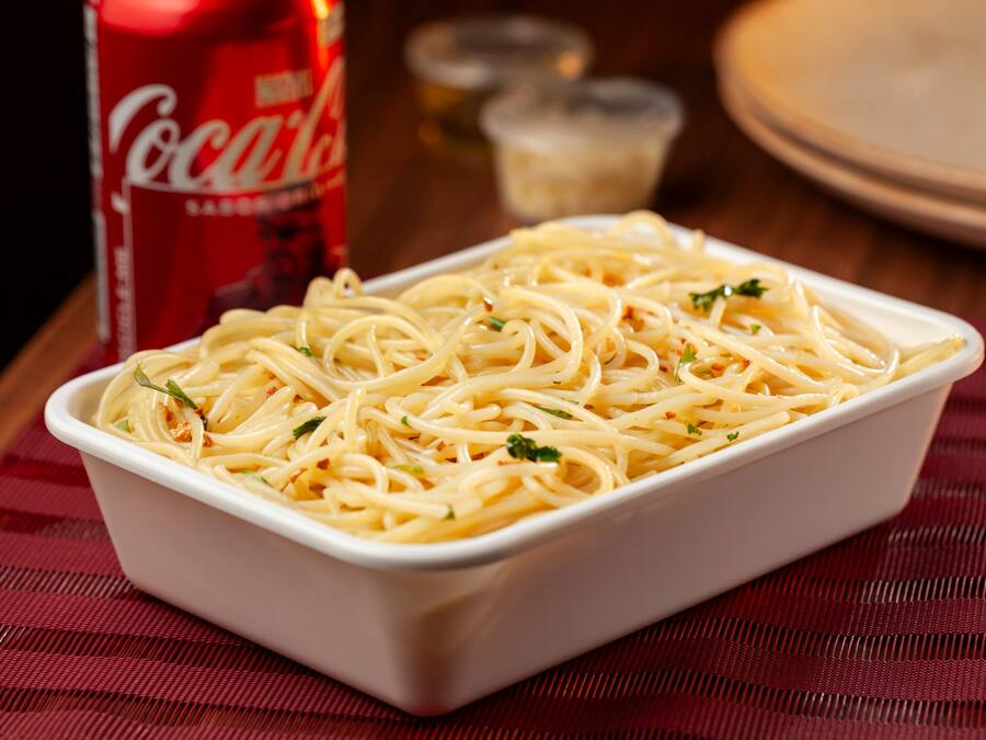 Massa à Carbonara com Refri!