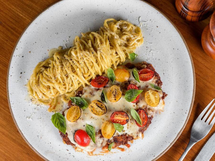 Milanesa de Frango a la napolitana Trufado