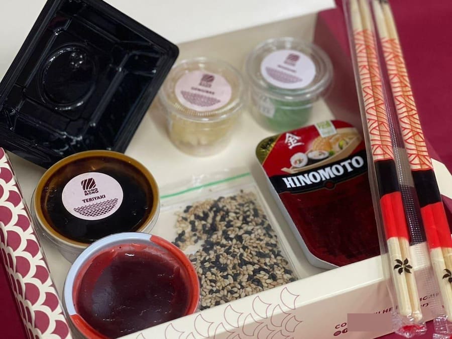 Molhos e Extras: