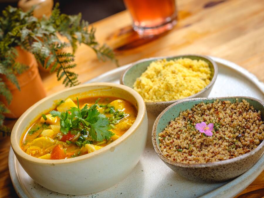 Moqueca de palmito pupunha com banana da terra