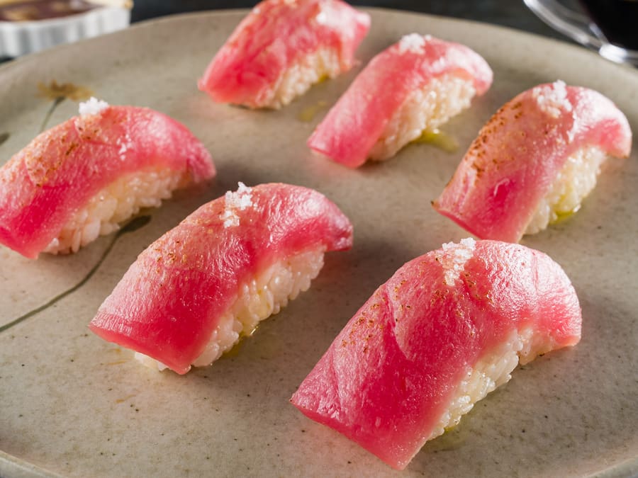 Niguiri de Atum Maçaricado Trufado (6 un)