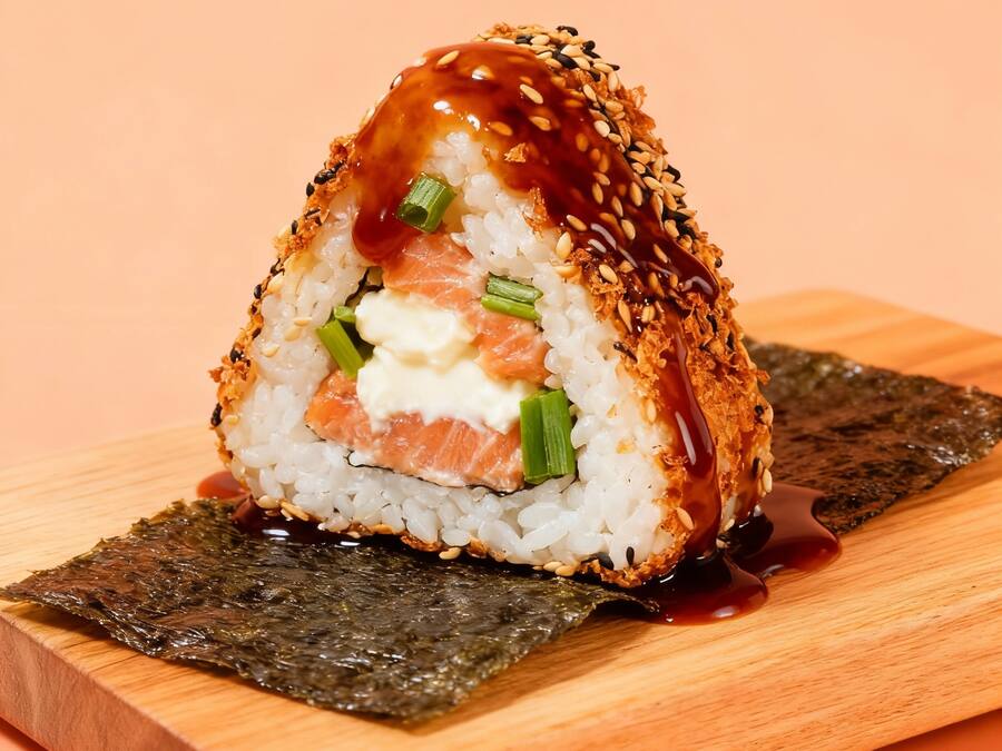 Onigiri Salmão Filadélfia