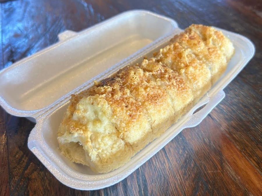 Pão de 3 queijos e mel