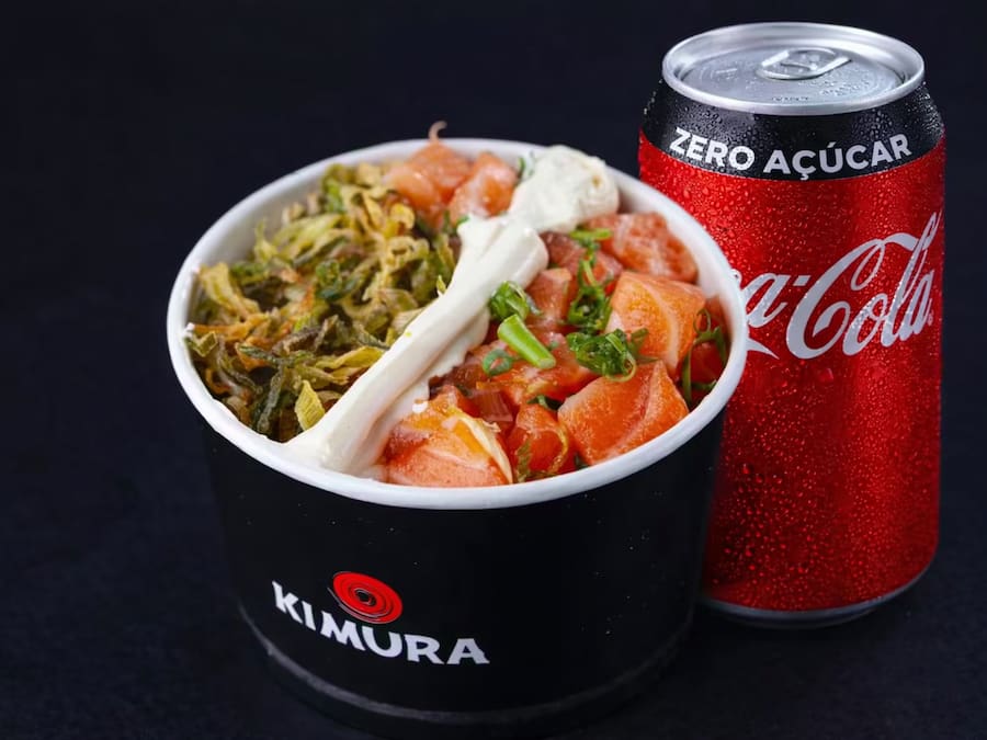 Poke Salmão Filadélfia + Bebida Grátis