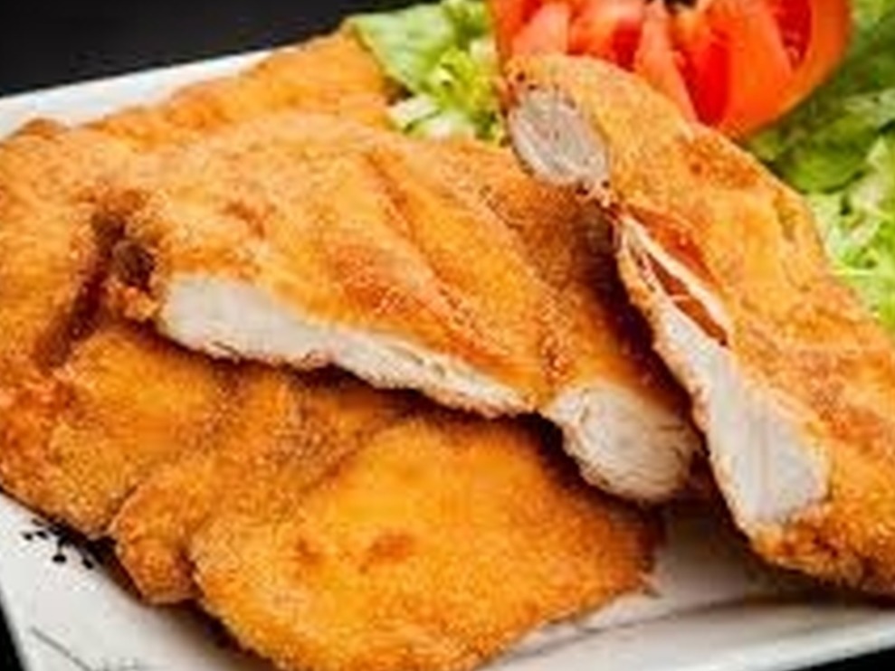 Quentinha de Peito de frango a milanesa