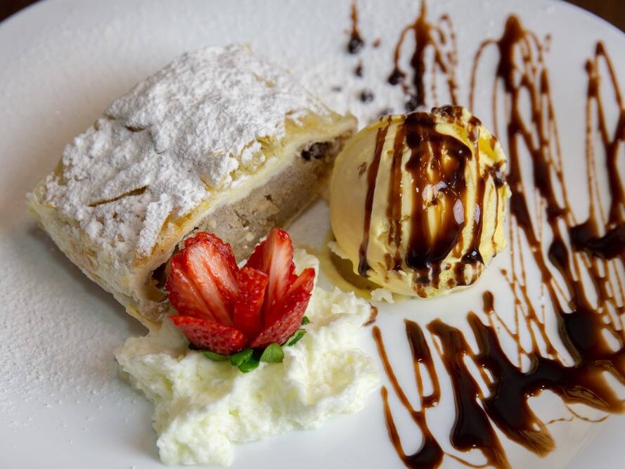 Strudell de Maçã com Sorvete