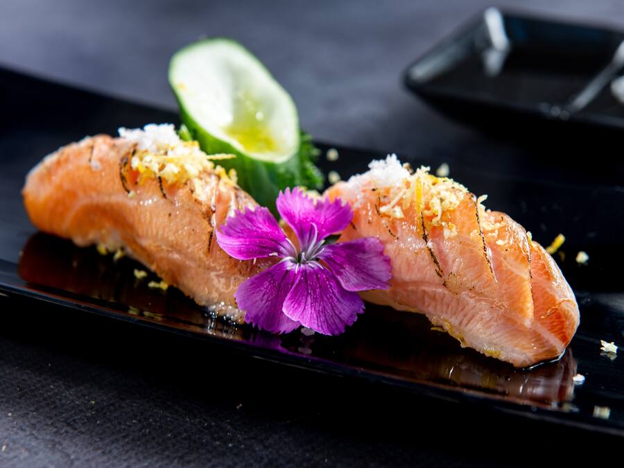 Sushi de Salmão Selado