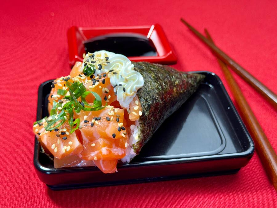 Temaki Salmão sem Arroz (1 un)