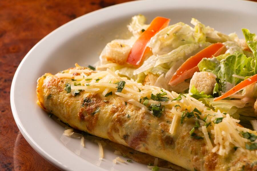 Tuna'n eggs + salada personalizada