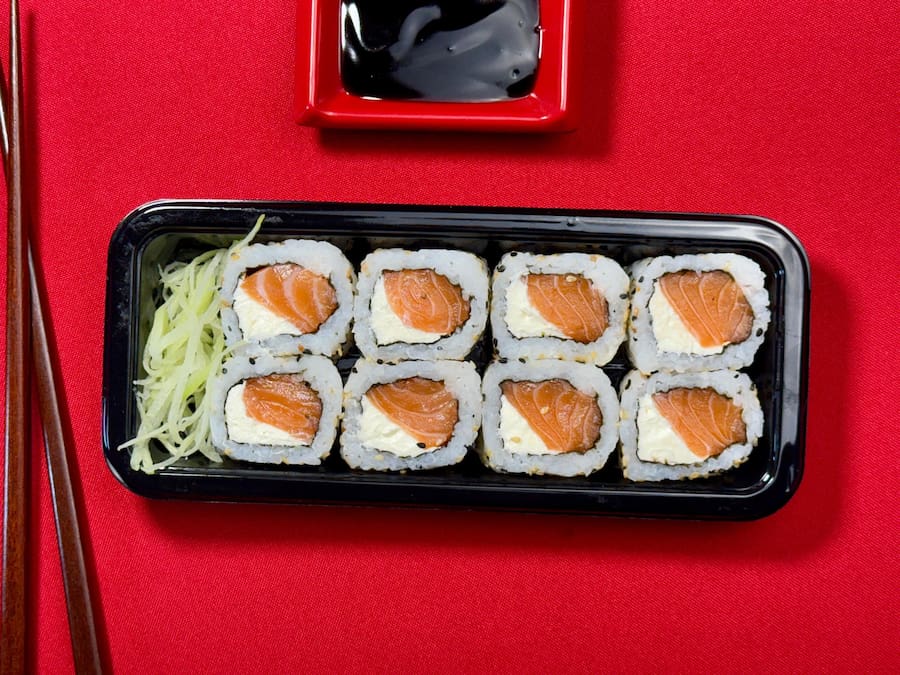 Uramaki Salmão com Cream Cheese (8 peças)